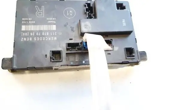 Mercedes-Benz E W211 Comfort/convenience module 2118707026 00401702