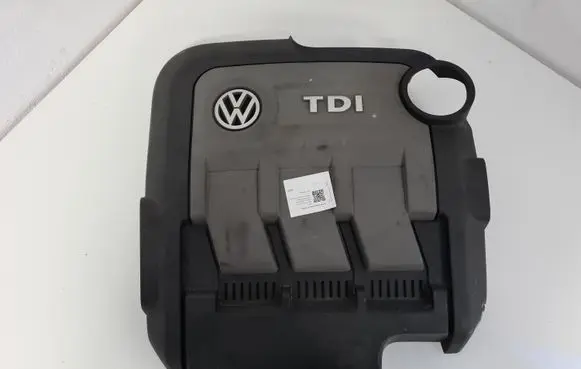 Volkswagen Polo V 6R Engine cover (trim) 03P103925