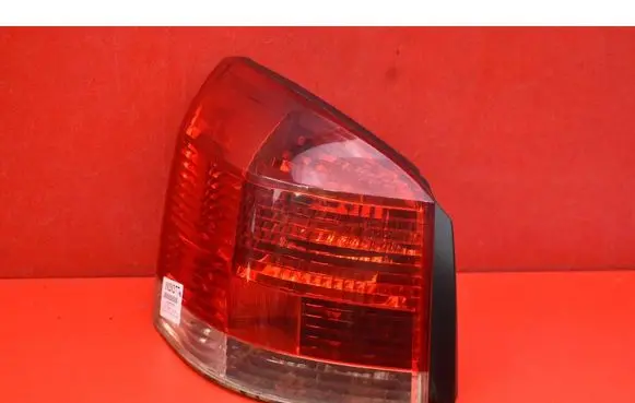 Opel Signum Rear/tail lights 13159861AY