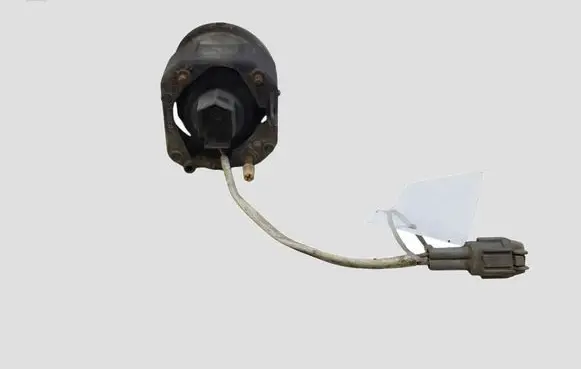 Nissan X-Trail T30 Front fog light E130655