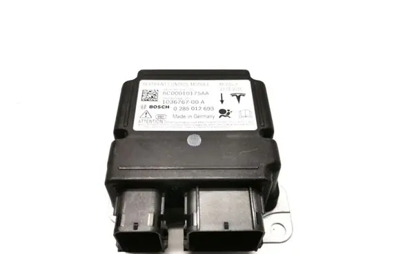 Tesla Model X Airbag control unit/module 1036767-00-A