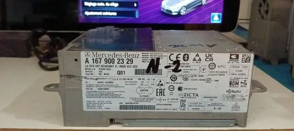 Mercedes-Benz GLE W167 Radio/GPS head unit trim A1679002329