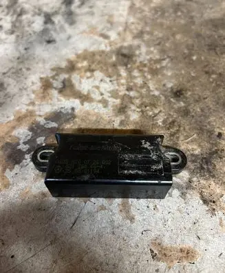 Mercedes-Benz CLS C219 Airbag deployment crash/impact sensor A0038200726
