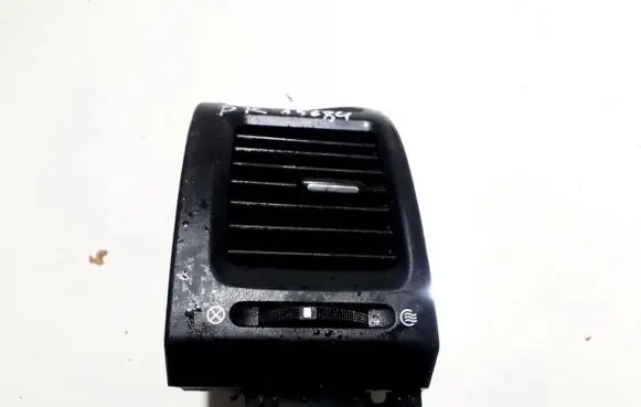 KIA Carnival Dash center air vent grill 4D94750000