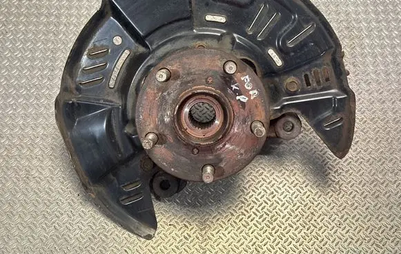 Subaru Forester SK Front wheel hub KSD1629YE