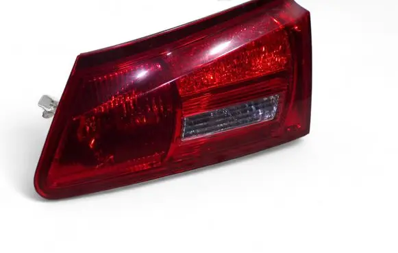 Lexus IS 220D-250-350 Tailgate rear/tail lights