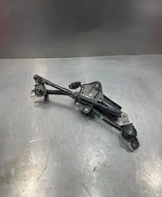 Hyundai i10 Front wiper linkage and motor