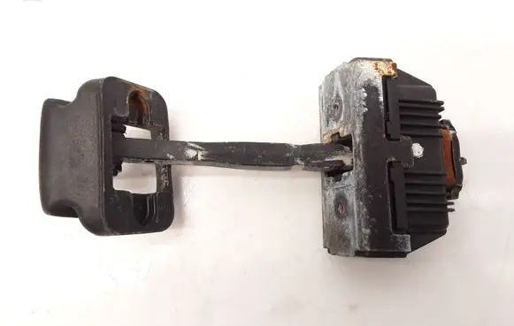 BMW 5 E60 E61 Front door check strap stopper