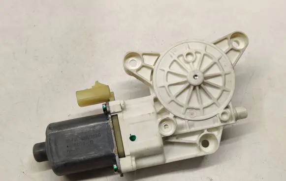Chrysler Voyager Rear door window regulator motor 3018076D 0130822334