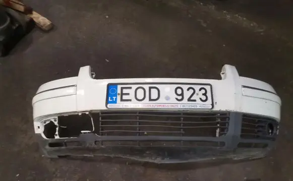 Volkswagen PASSAT B5.5 Front bumper