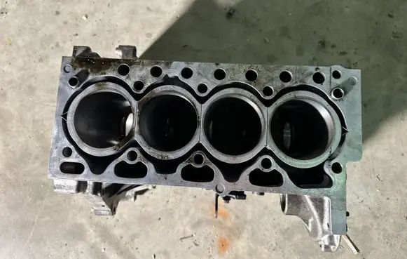 Volvo V60 Engine block 31430770