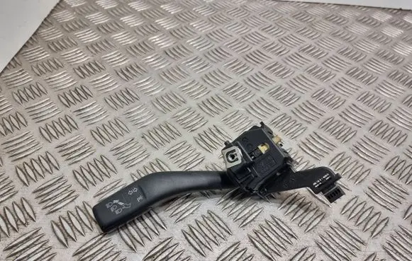 Volkswagen Caddy Indicator stalk 1K0953513E 01103510