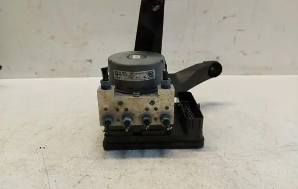 BMW X1 F48 F49 ABS Pump 6888043
