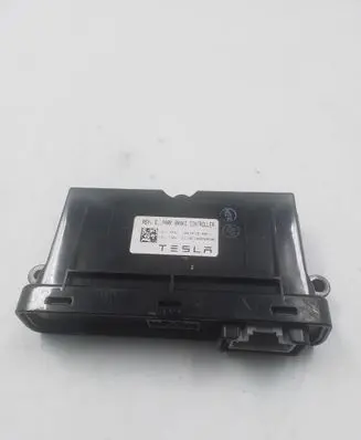 Tesla Model S Rear brake EMF control unit/module 100761800J 2118FD0000838
