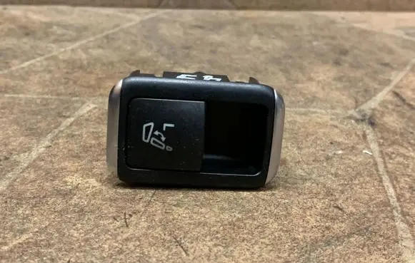 Mercedes-Benz GLS X166 Seat control switch A1668201210