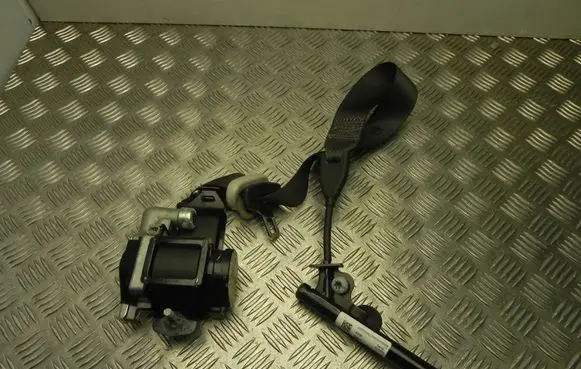 Ford Fusion Front seatbelt DG9354612D64AM M4121