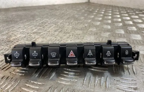 Peugeot 3008 I Hazard light switch 96638425XT 10006169 01059A02
