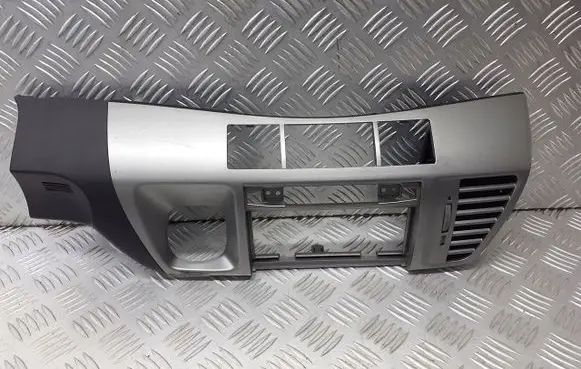 Honda FR-V Radio/GPS head unit trim 77260-SJD-G020