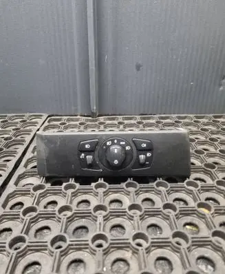 Light switch