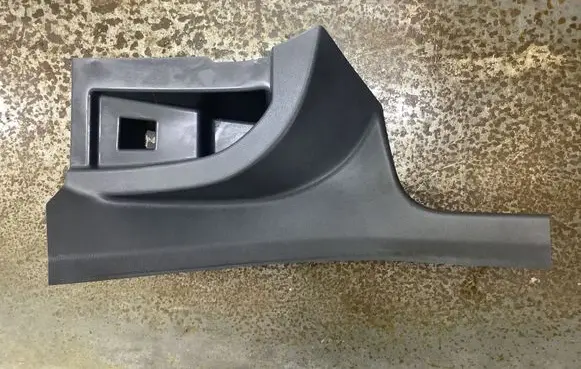 Chevrolet Bolt Rear sill trim cover T11029 42543747