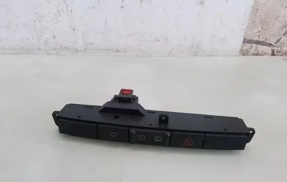 Chrysler Voyager Hazard light switch