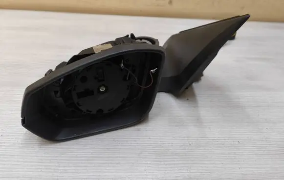 Skoda Fabia Mk4 (6VA) Front door wing mirror part 3D0959577B