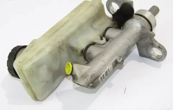 Renault Scenic II - Grand scenic II Master brake cylinder