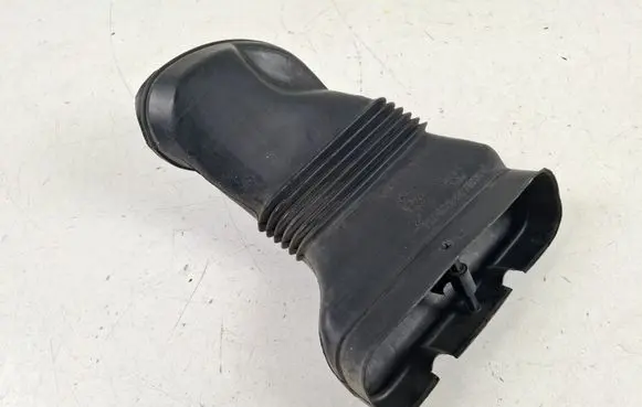 BMW 3 E36 Air intake duct part 1730756 13711730756