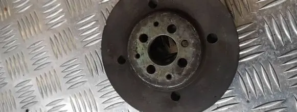 Volkswagen Golf IV Crankshaft pulley 038105243