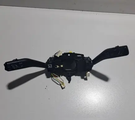 Volkswagen Golf VI Indicator stalk 5K0953507AH