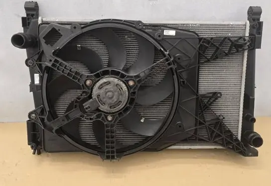 Opel Corsa D Radiator set 440926702 13310108 105726