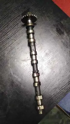 BMW 5 E39 Camshaft 2246500