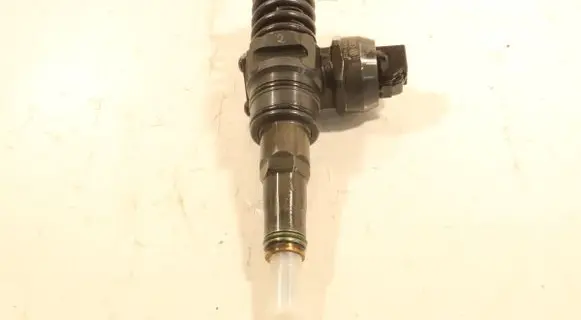Audi A4 S4 B7 8E 8H Fuel injector 0414720226