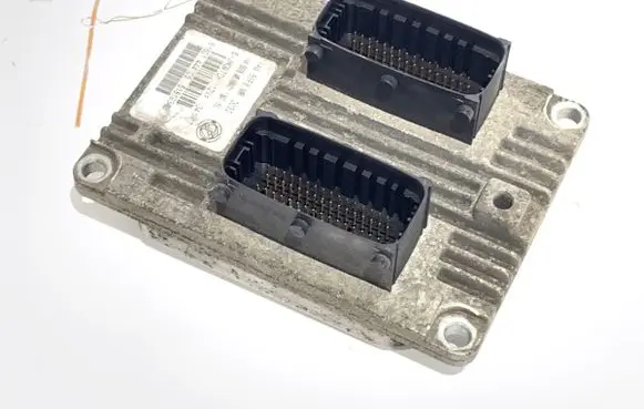 Fiat 500 Engine control unit/module ECU 51819346