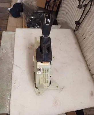 Hyundai Tucson TL Gear shifter/selector 46700D7150