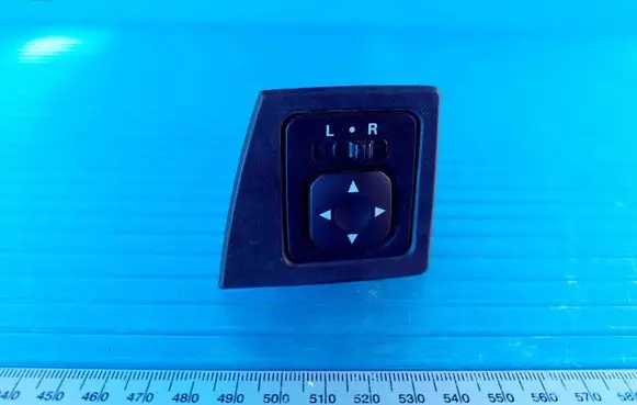 Mitsubishi Lancer X Wing mirror switch SPC02732