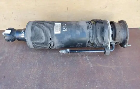 Mercedes-Benz SL R230 Rear shock absorber with coil spring A2303200338 162400001989