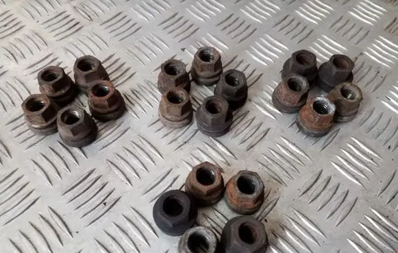 Ford Transit Nuts/bolts 