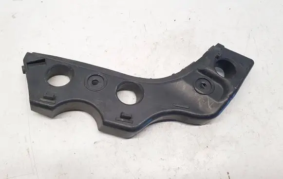 Volkswagen PASSAT CC Front bumper mounting bracket 3C8807183A