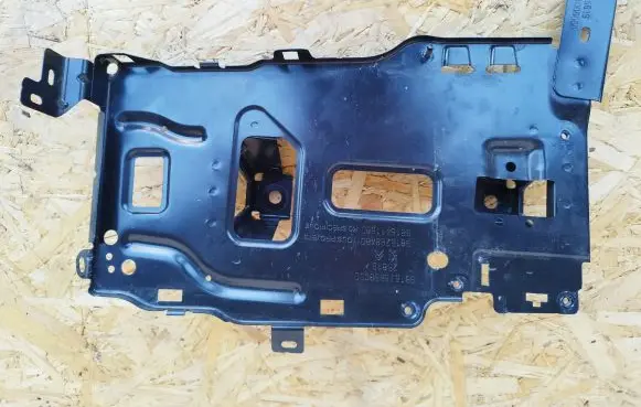 Citroen C5 Aircross Battery tray 981528858000