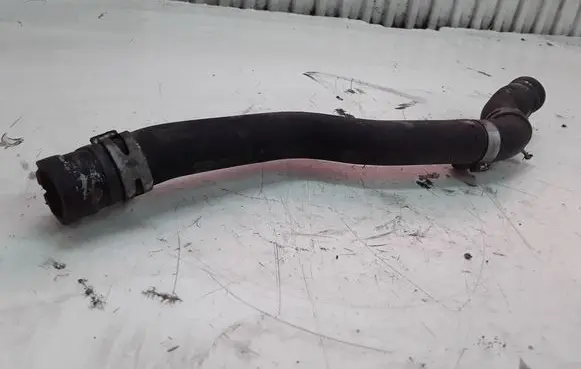 Renault Megane II Engine coolant pipe/hose