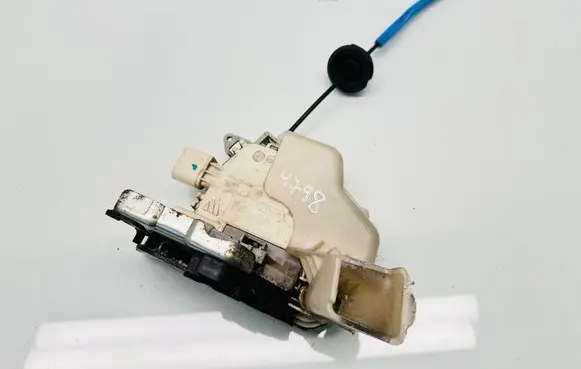 Audi A4 S4 B8 8K Front door lock