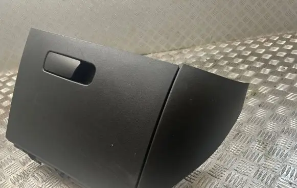Fiat 500X Glove box set 