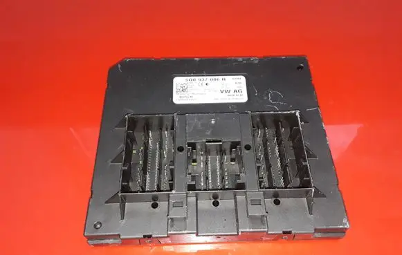 Volkswagen Golf VII Comfort/convenience module 5Q0937086R F005V01551 14H1001528