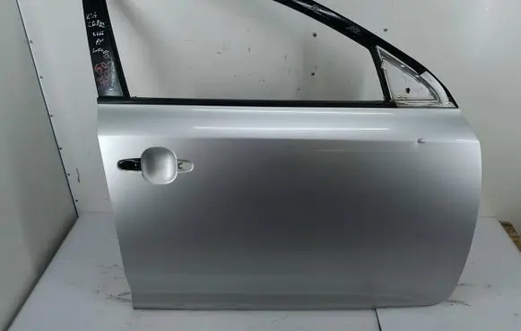KIA Ceed Front door