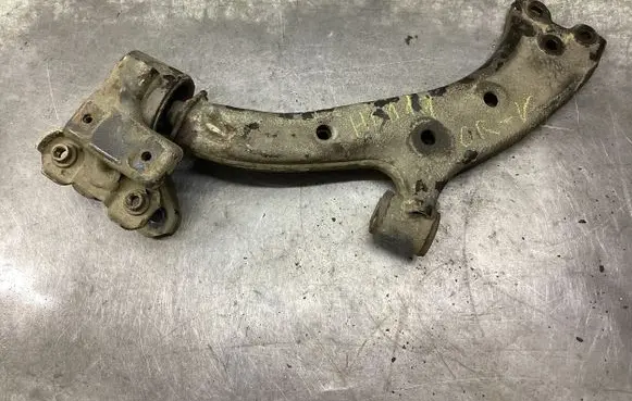 Honda CR-V Front control arm