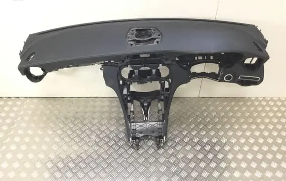 Mercedes-Benz C W205 Dashboard A2056804087