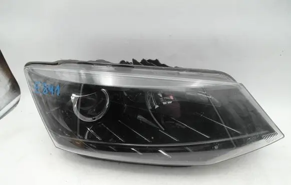 Skoda Fabia Mk3 (NJ) Headlight/headlamp 6V1941016B 1EL01182422