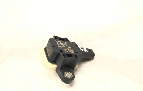 Audi A6 S6 C7 4G Airbag deployment crash/impact sensor 4H0955557 3922RB4