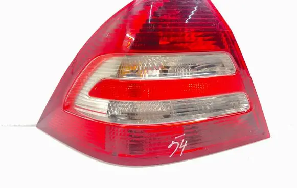 Mercedes-Benz C W203 Rear/tail lights 2038201964